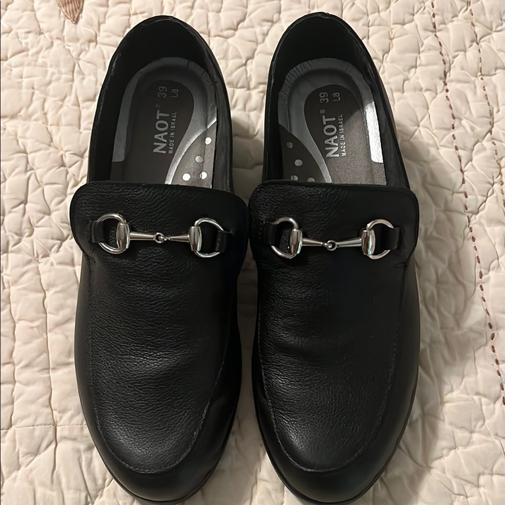 Naot Ladies Black Leather Loafers